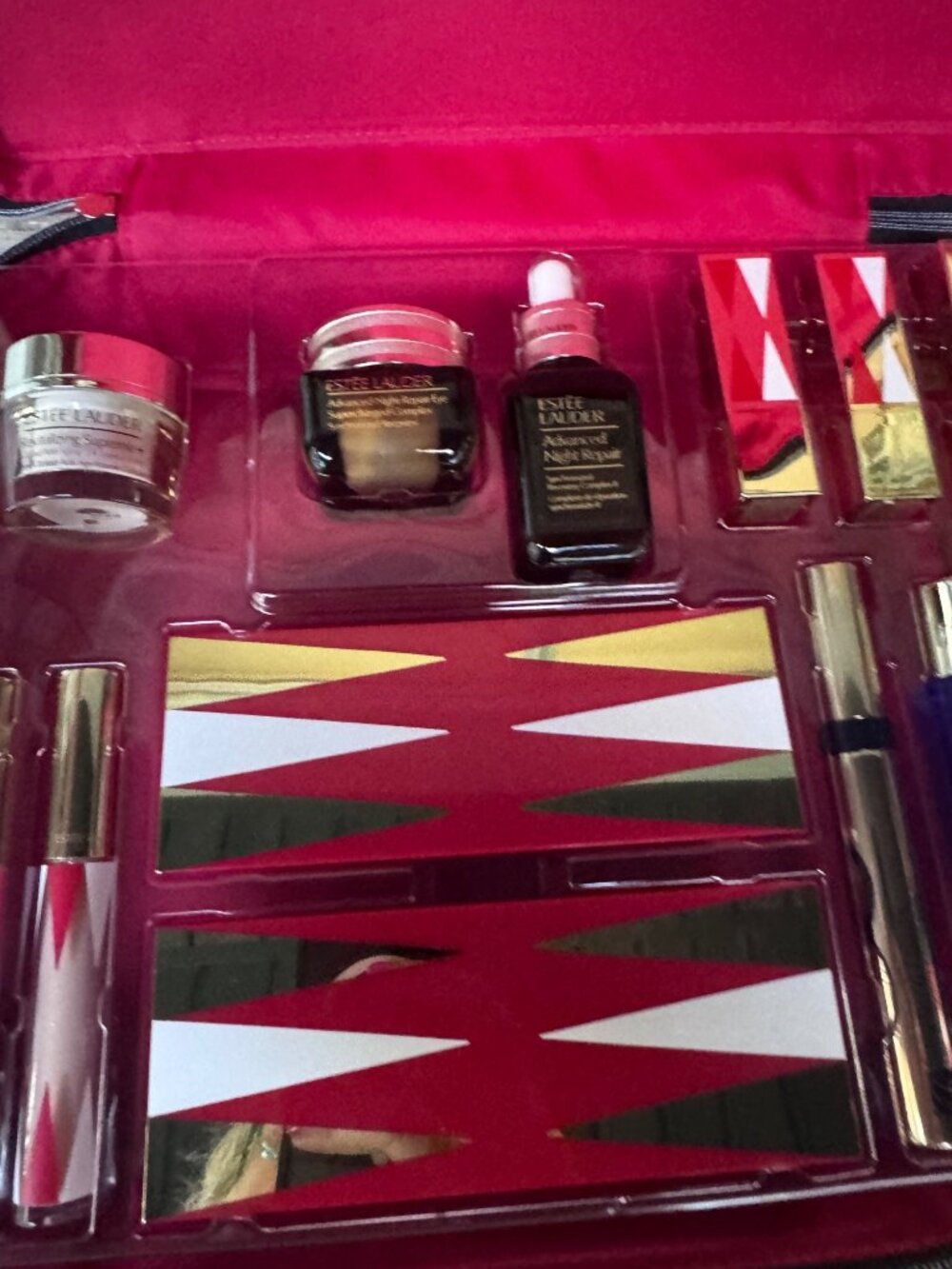 Estee Lauder Holiday Gift Set Makeup Skincare Train Case Advanced Night Repair - Picture 5 of 11